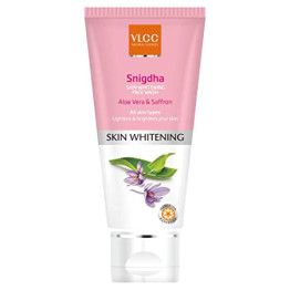 VLCC Snigdha Skin Whitening Face Wash, 100m
